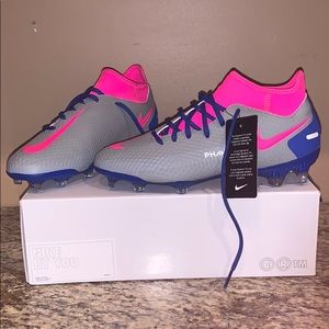 Nike men’s customized soccer cleats